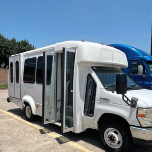 2013 Ford E-350 Super Duty Newcomer