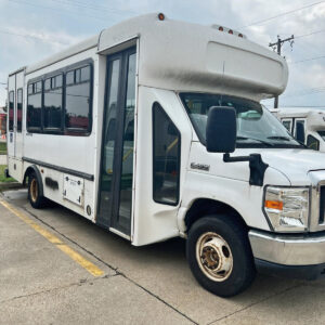 2013 Ford E-450 Super Duty Newcomer